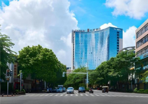 E-Cheng Hotel Yangjiang Baili Plaza